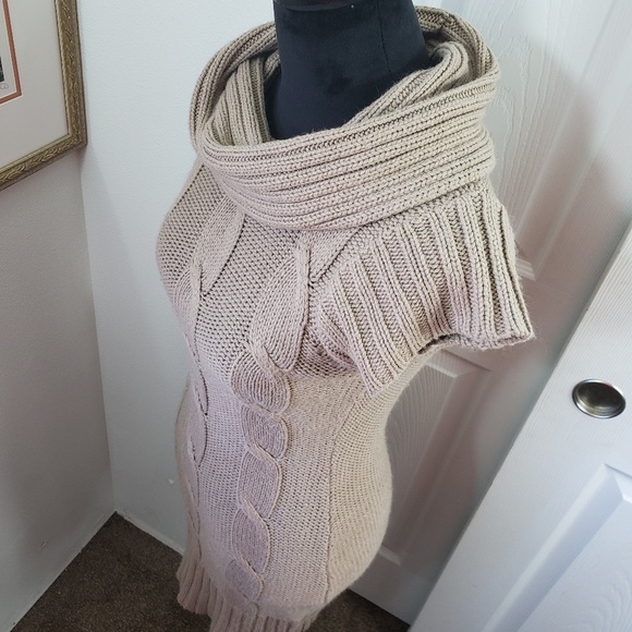 Pink Republic Beige Sweater Dress sz Medium - Picture 1 of 7